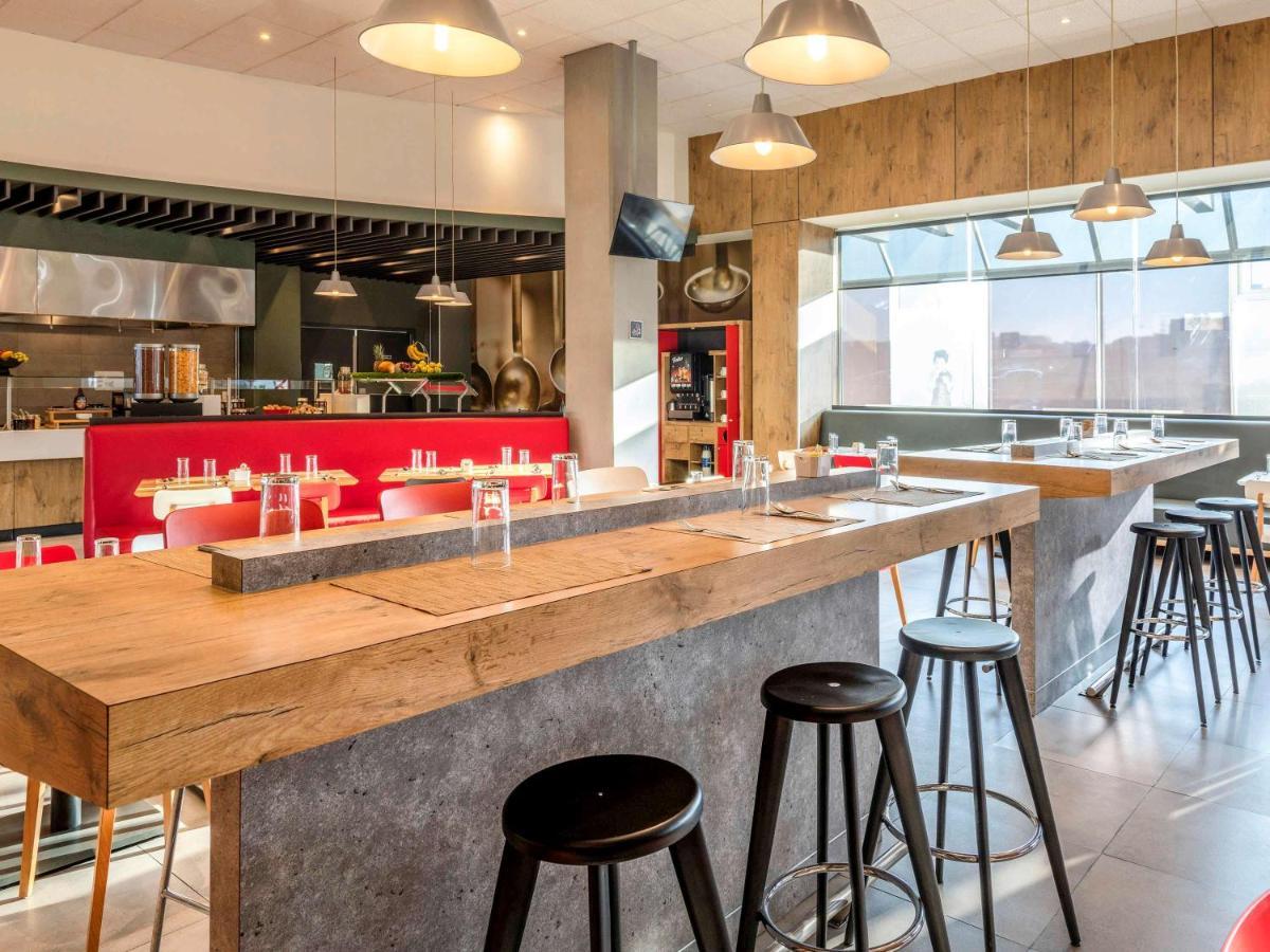 Отель Ibis Керетаро Экстерьер фото