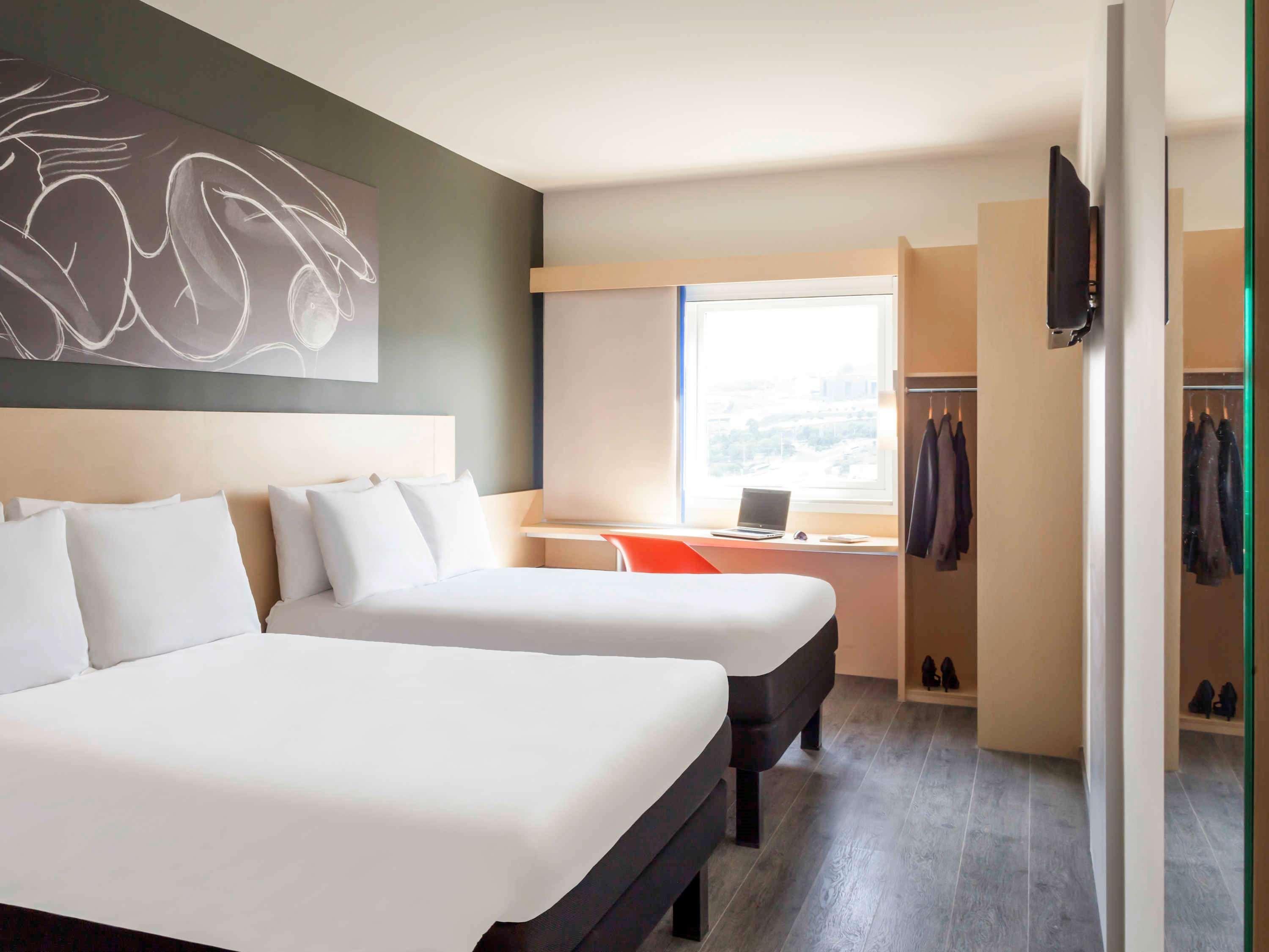 Отель Ibis Керетаро Экстерьер фото