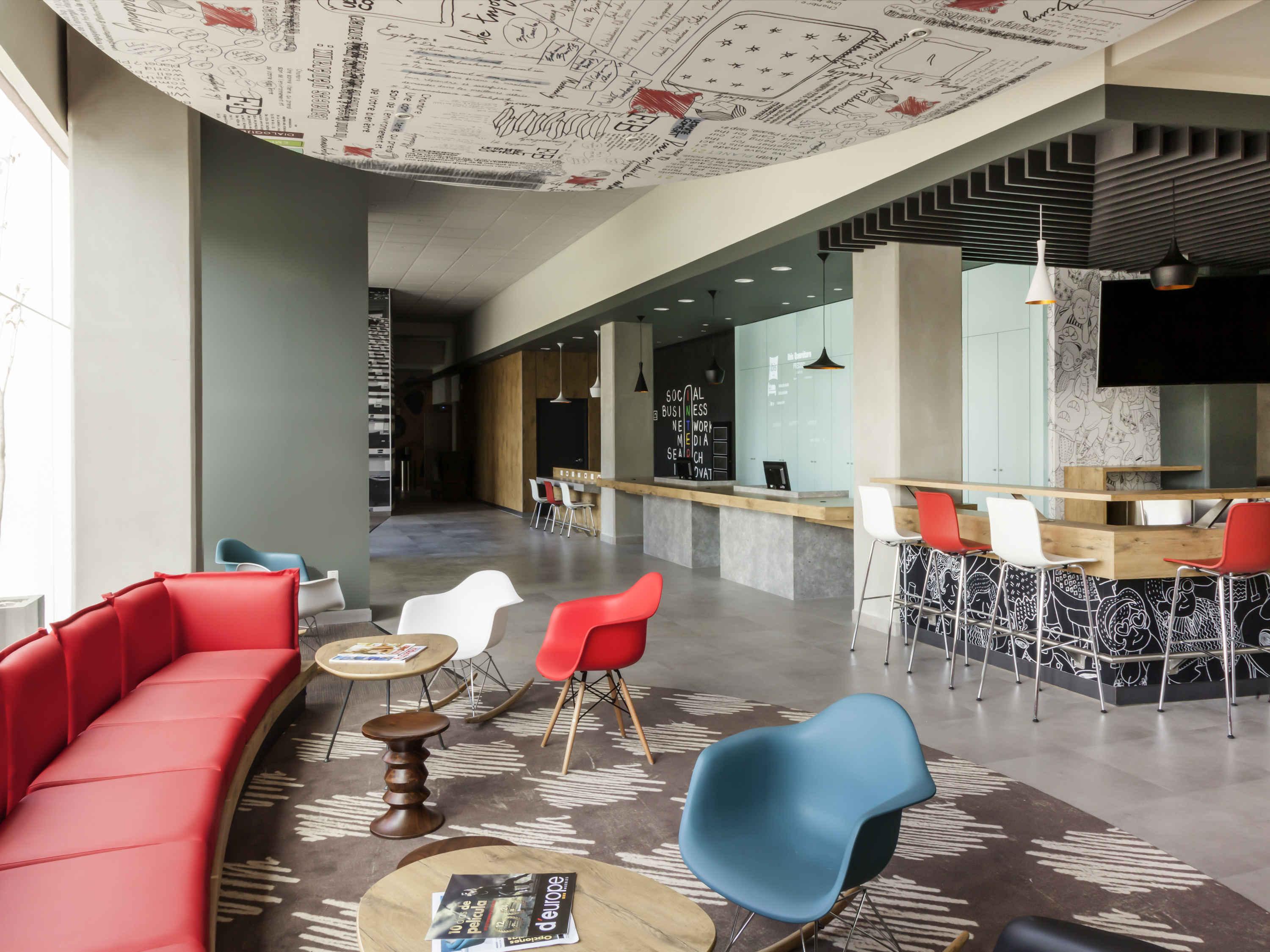 Отель Ibis Керетаро Экстерьер фото