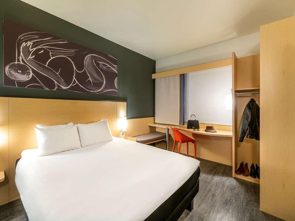 Отель Ibis Керетаро Номер фото
